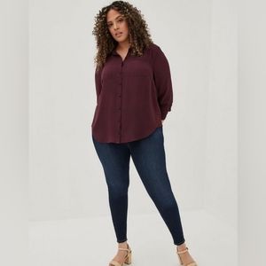 Madison Georgette Button-Up Long Sleeve Shirt (D4)